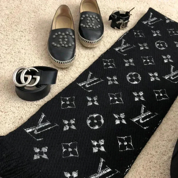 Auth Louis Vuitton Logomania Fabulous Scarf Wrap - Picture 2 of 6